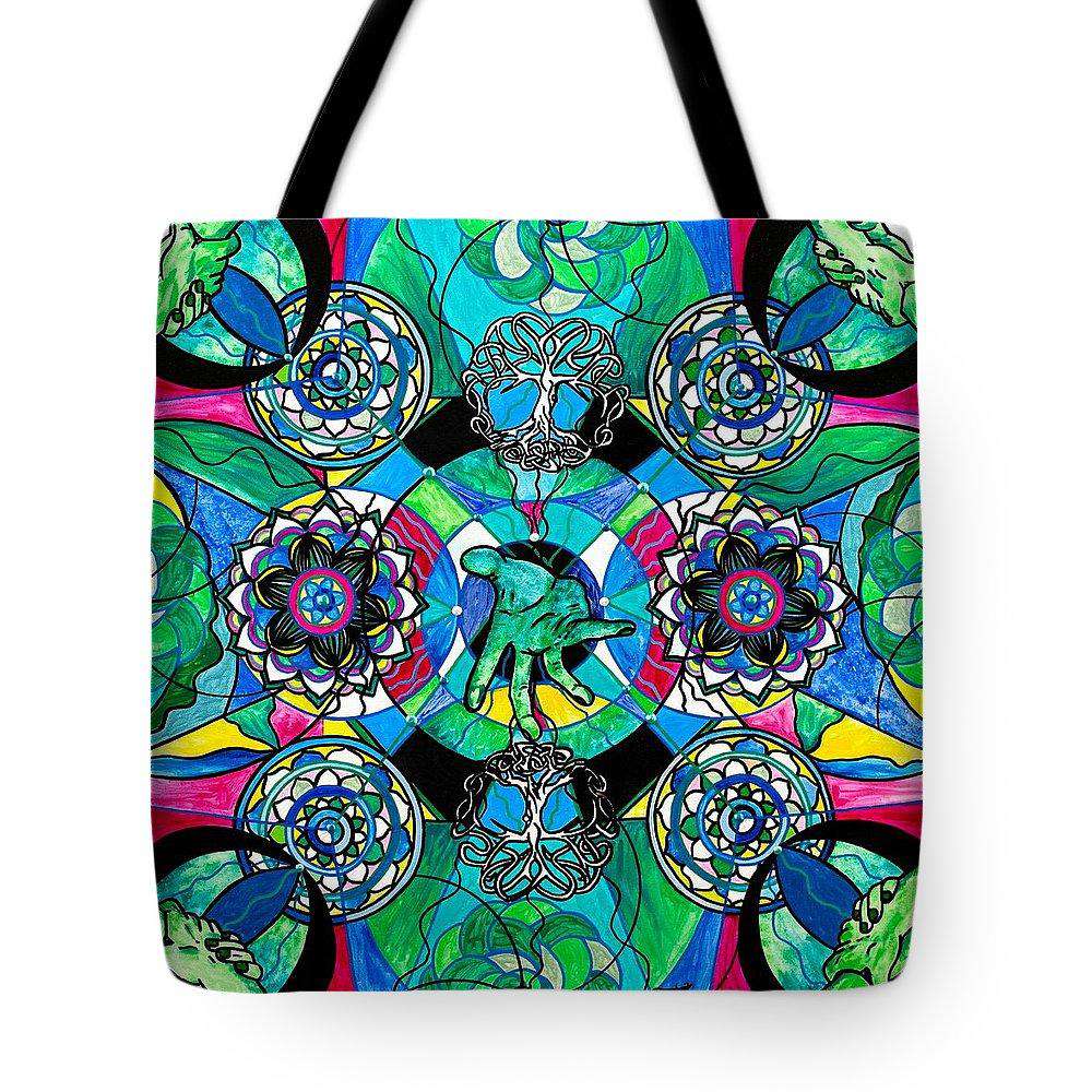 the-perfect-way-to-shop-for-trust-tote-bag-fashion_2.jpg