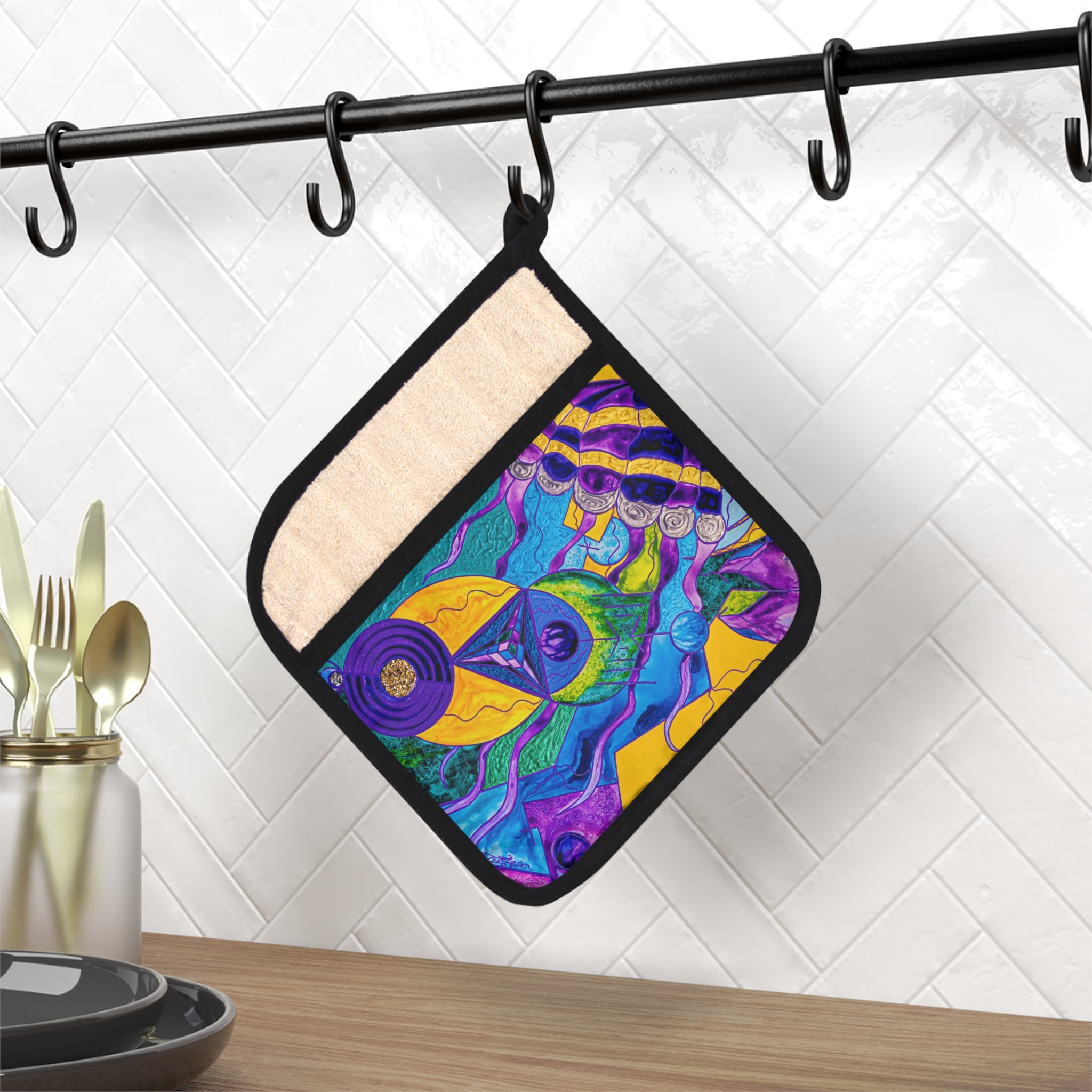 the-official-site-of-universal-current-pot-holder-with-pocket-discount_0.jpg