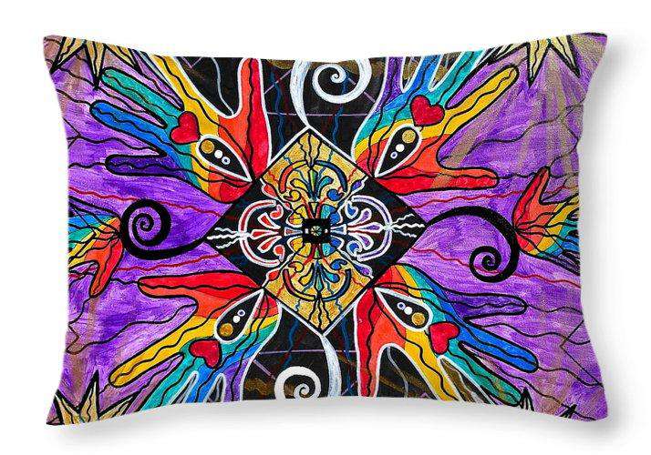 the-official-store-of-heritage-throw-pillow-fashion_11.jpg